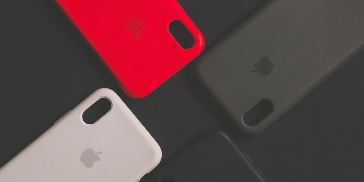 9 Fixes When Your iPhone's Screen Has a Yellow Tint