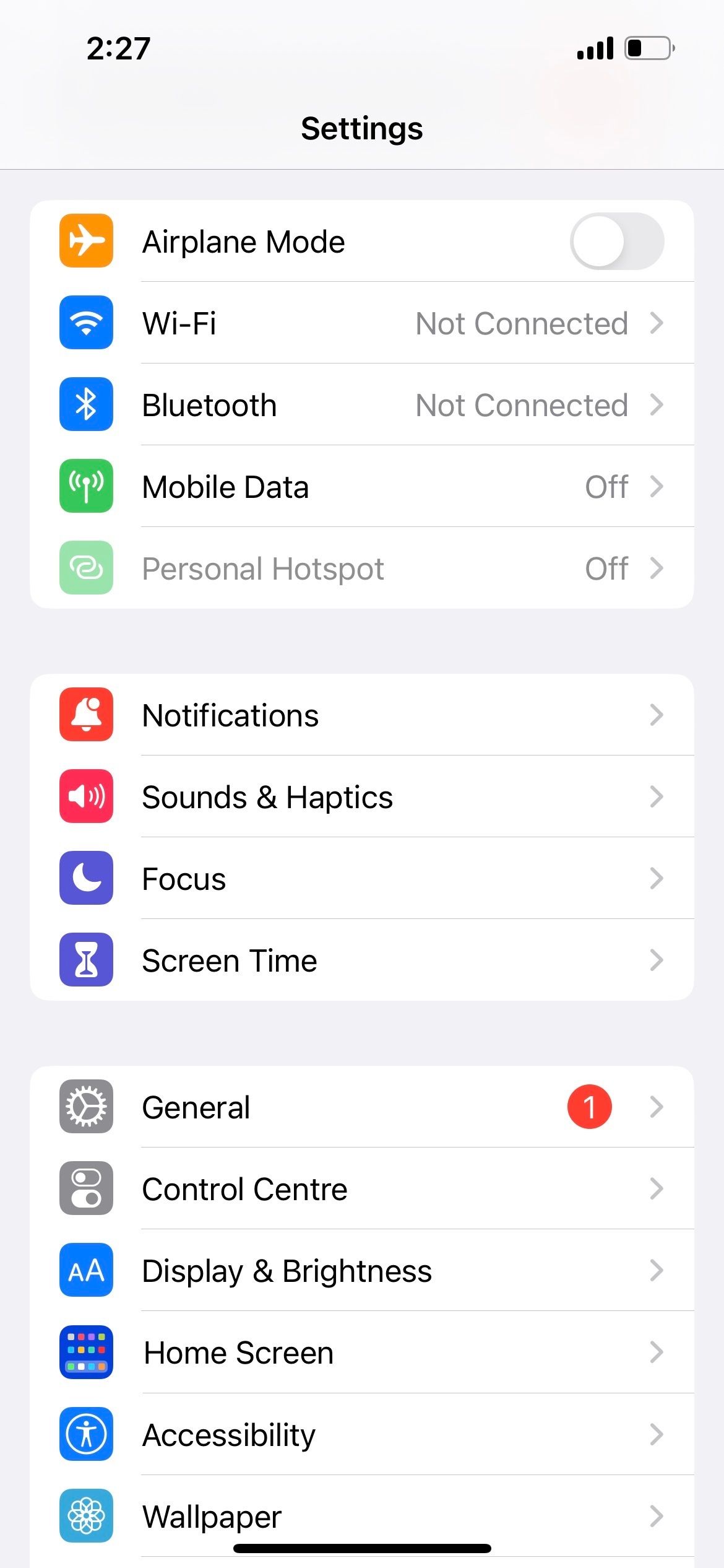 Getting Text Messages Late on Your iPhone? Try These 9 Fixes