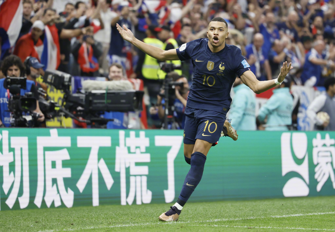 The European Cups Special Chinese Advertisement” is a big business