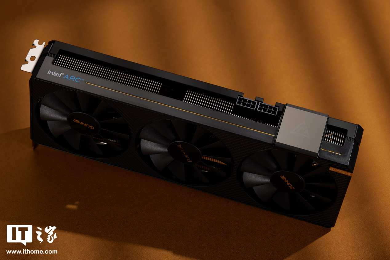 蓝戟 A770 Photon 16G OC X 艾尔登法环 DLC 联名款显卡体验评测:外观霸气侧漏,平民玩家的游戏利器
