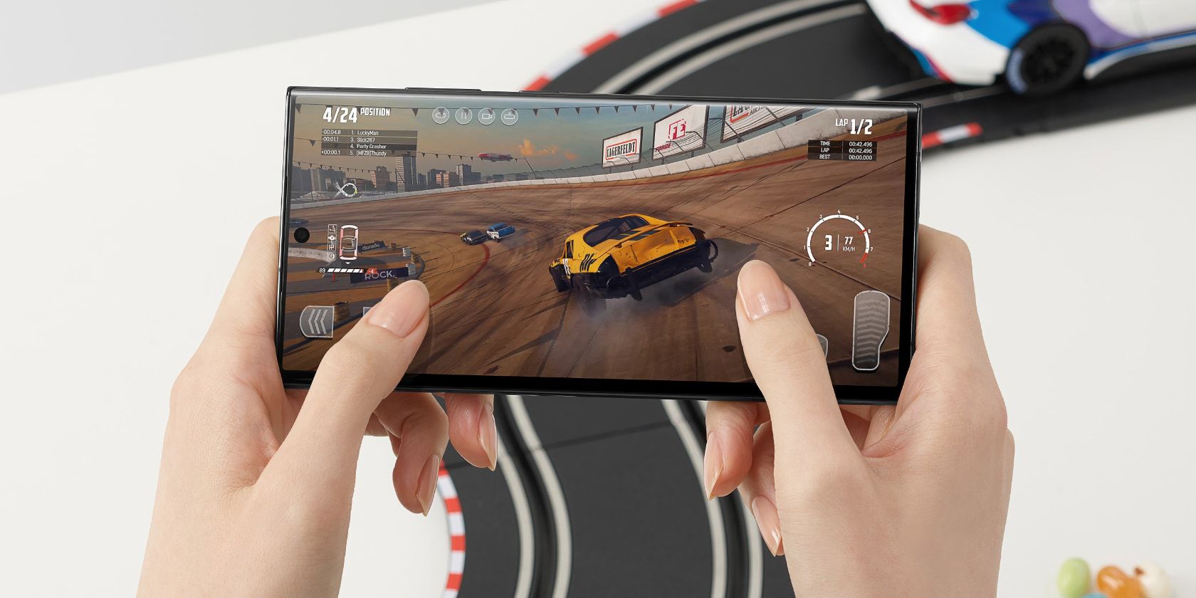 What's the Difference Between Samsung and Android Phones?