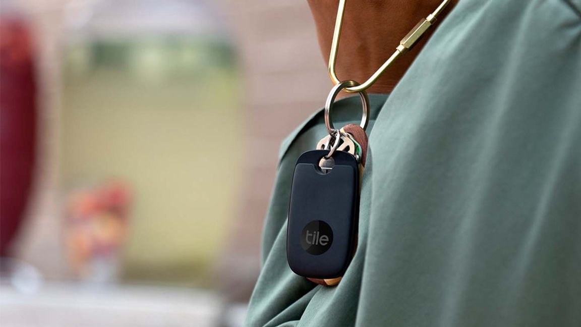 Apple AirTag vs. Samsung SmartTag vs. Tile: Which Is the Best Tracker?