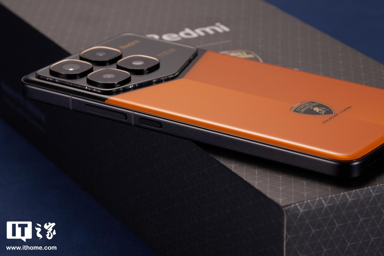 Redmi K70 至尊冠军版手机图赏:兰博基尼联名,彰显速度和激情