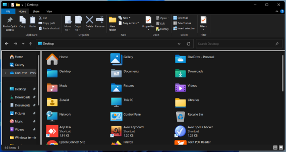 How You Can Restore the Windows 10 File Explorer in Windows 11