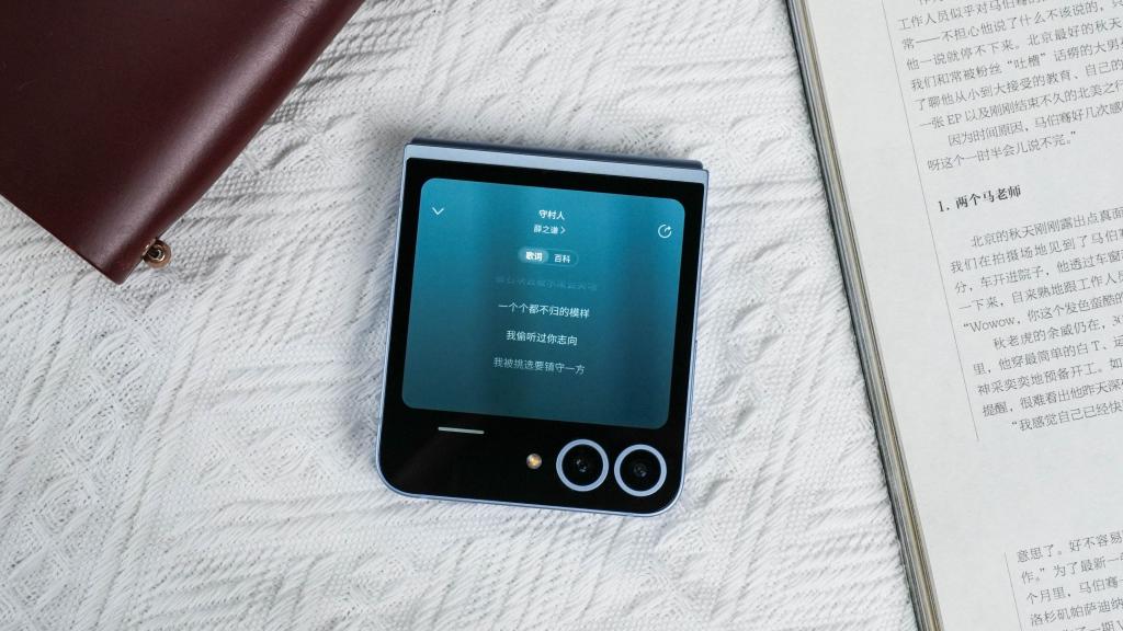 三星 Galaxy Z Flip6 评测：简约设计与实用体验，小折的版本答案来了？！