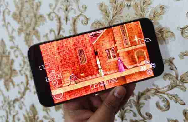 Emulator permainan telah mengubah iPhone dan sistem iOS Apple sedang menuju ke arah keterbukaan
