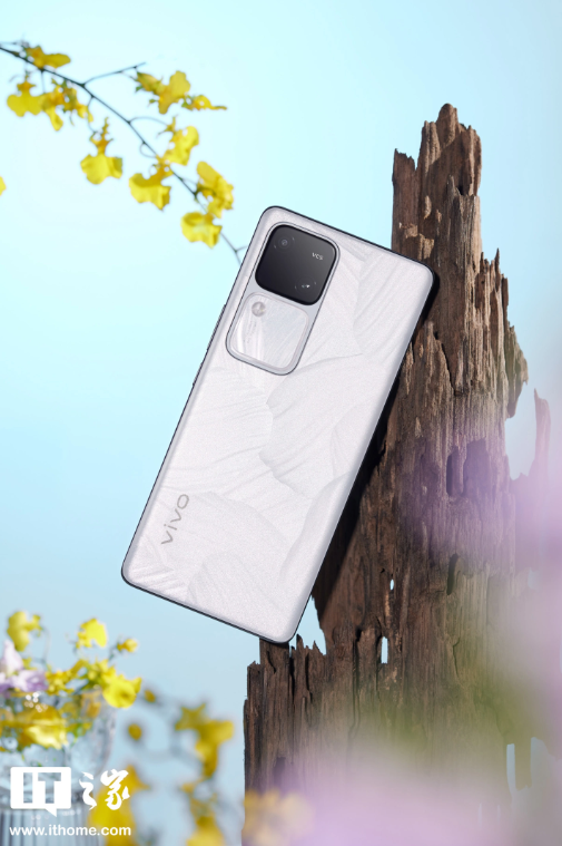 消息称vivo S19 Pro手机搭载天玑9200+处理器，配6.78英寸1.5K OLED