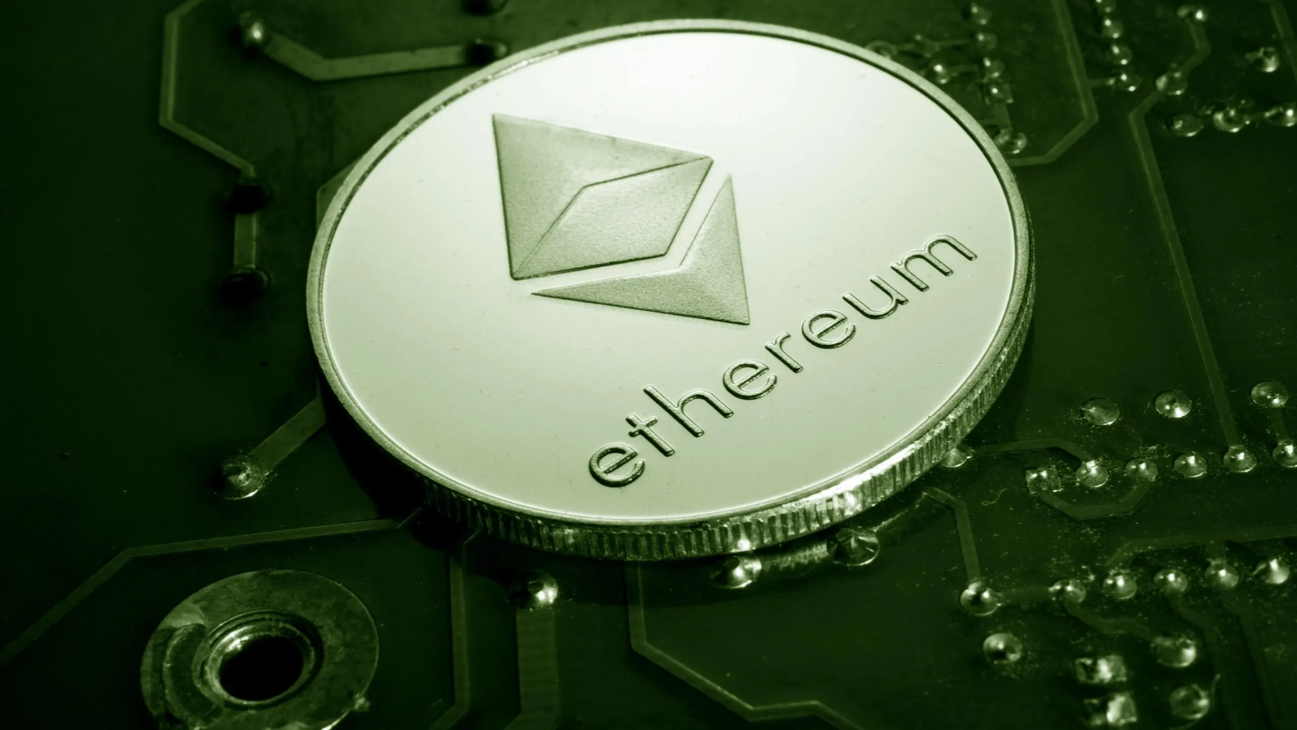 Ethereum (ETH) Token Price Bottoms at 8.12% in the Last 24 Hours