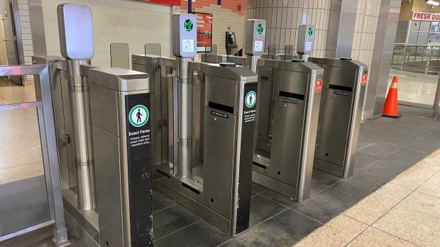 TTC starts phasing out 'no tap' gates at subway stations