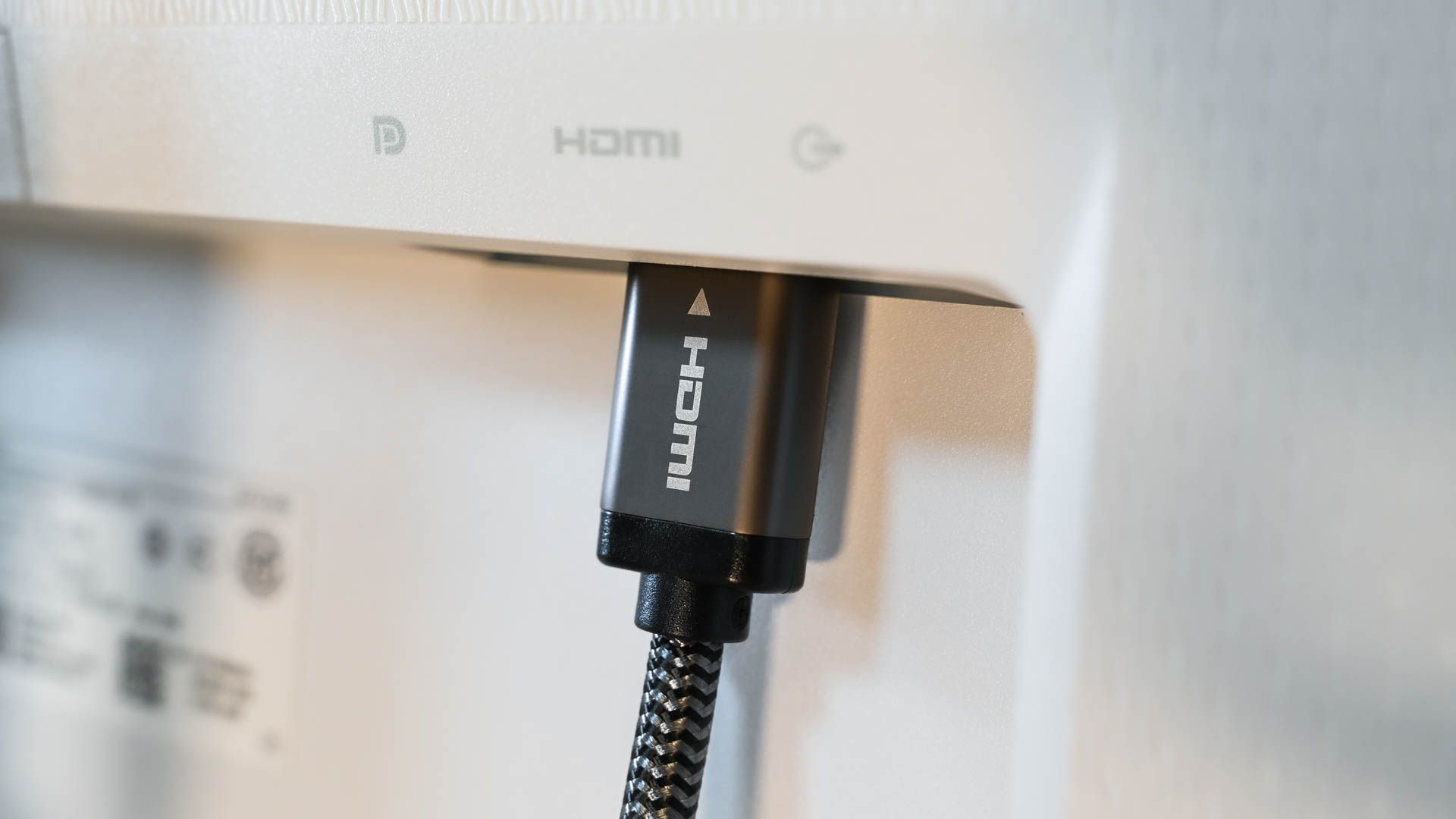 Di sini semua yang boleh anda lakukan dengan port di monitor anda