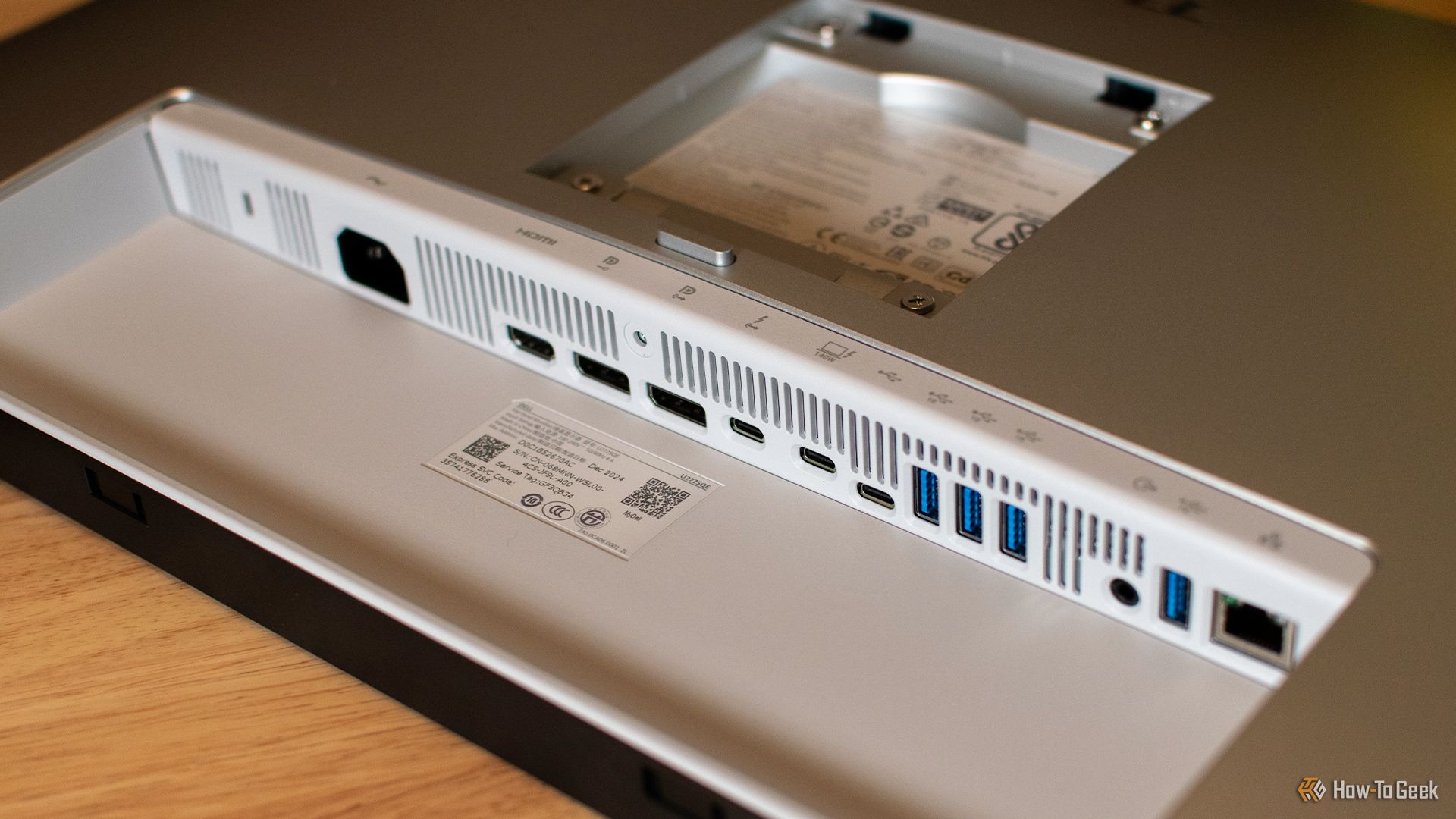 Di sini semua yang boleh anda lakukan dengan port di monitor anda