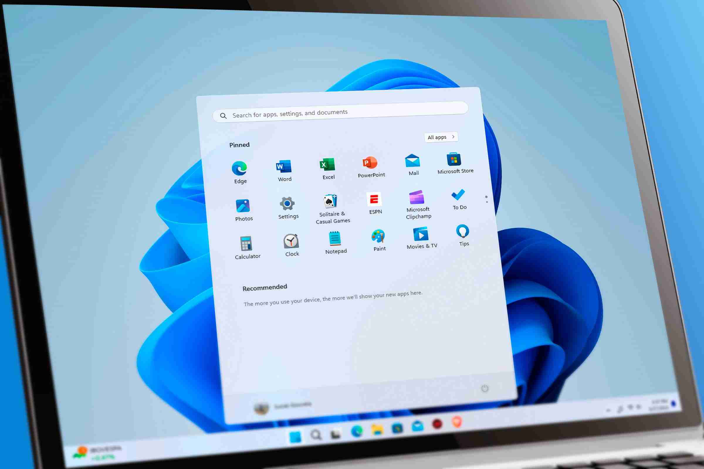 3 Registry Hacks I Always Use On a Fresh Windows 11 Install