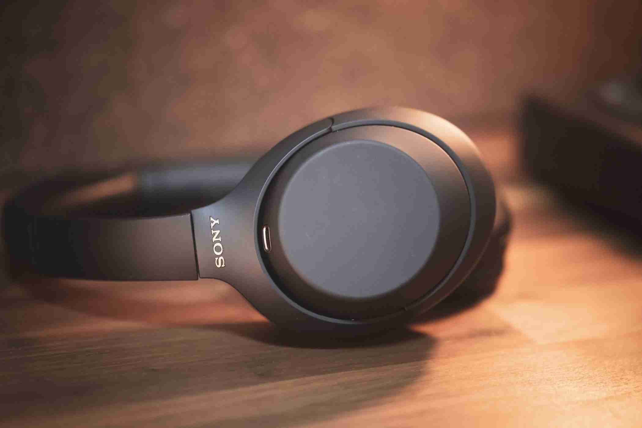 I'll Never Go Back to the Wired Versions of These 7 Gadgets