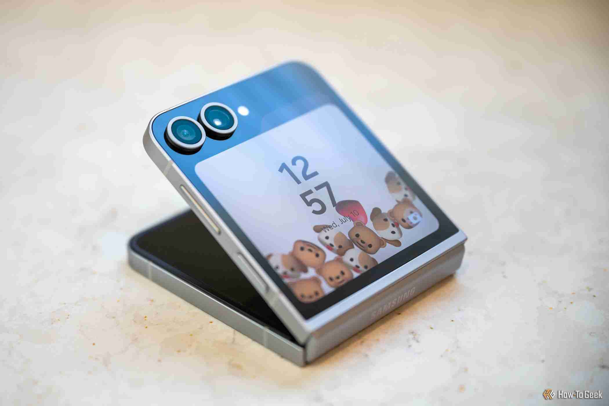 Linux Phones, the New HDMI, and More: Weekly Roundup