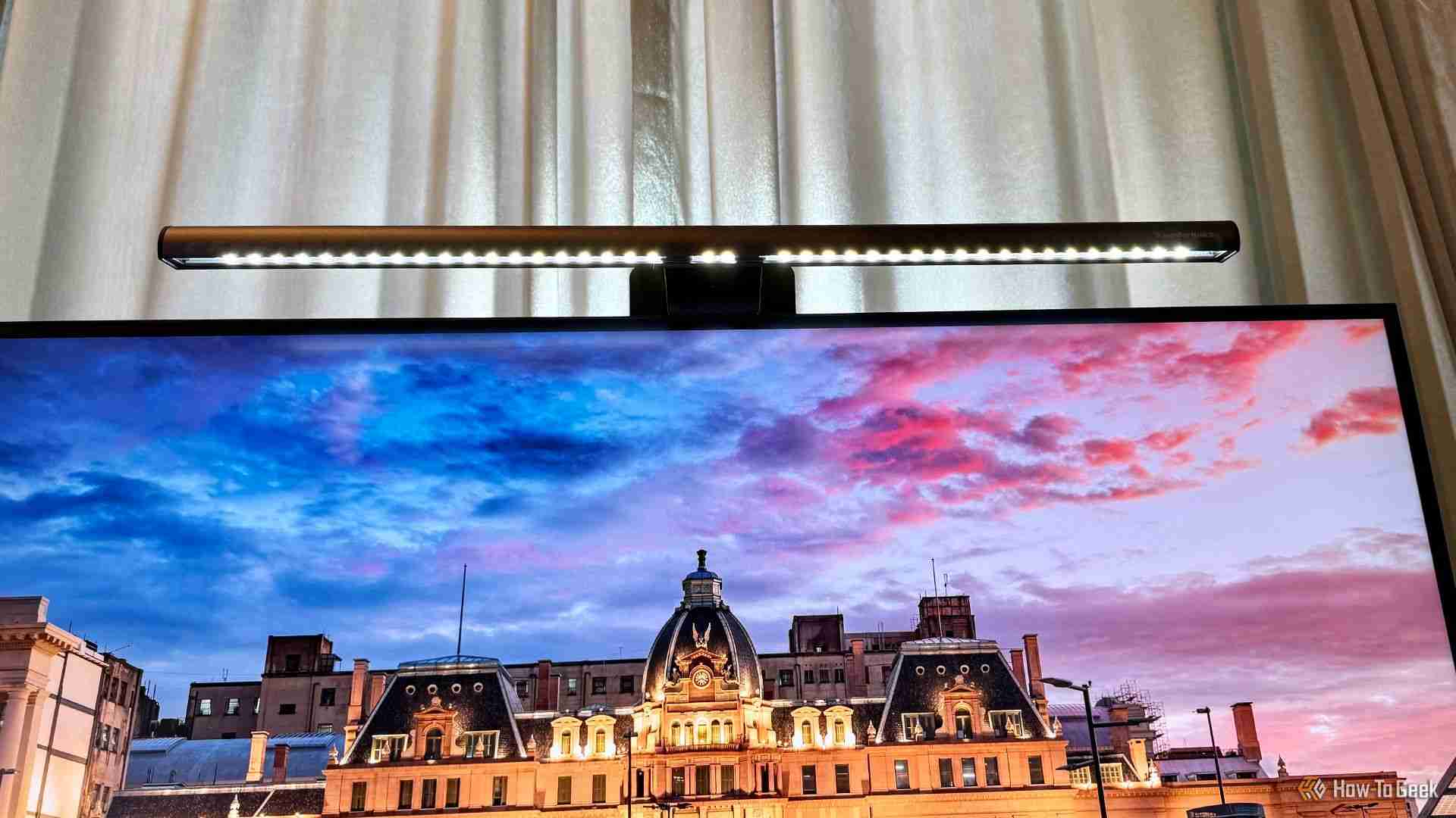 Benq Screenbar Halo 2 검토 : 무선 제어 기능이있는 전면 및 후면 모니터 조명