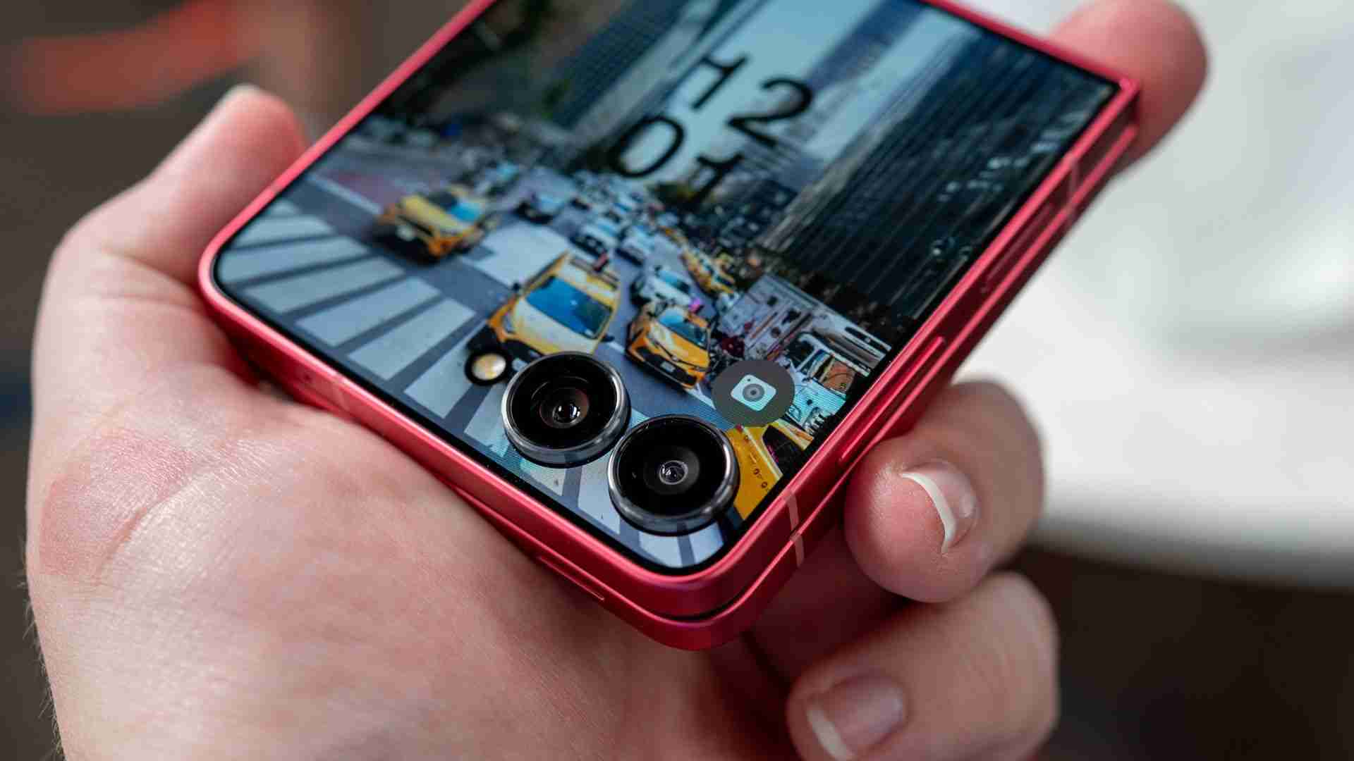 Galaxy Z Flip 7 vs. Galaxy Z Flip 6:魅力的なアップグレードまたは増分変更?