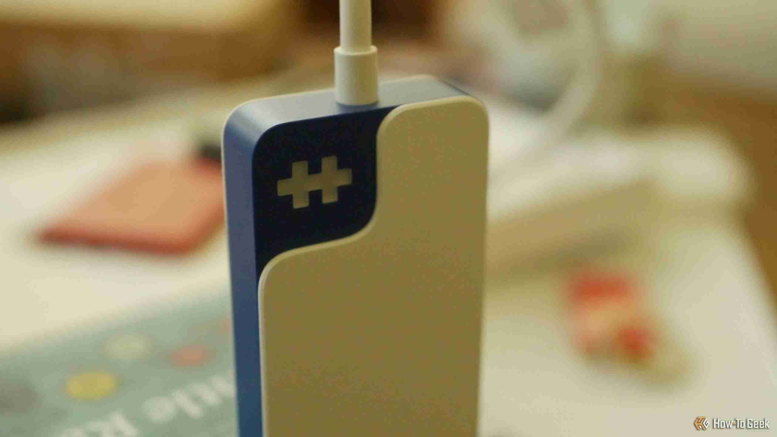 Hyper Hyperdrive Flex 8 Port USB-C Hab Ulasan: Mengganggu tetapi menyeronokkan