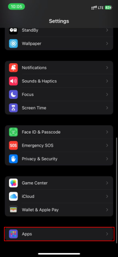 iPhone17整夜充电伤电池？关闭App Store自动更新 - php中文网