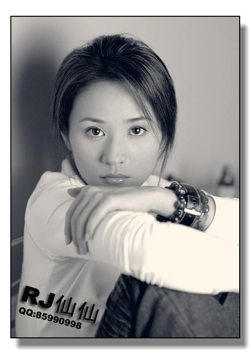 Photoshop利用图层和蒙版为黑白照片上色的方法图解