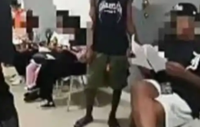 某大学安排男留学生到女生宿舍楼住宿,官方通报!后续来了。