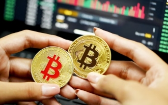 Les crypto-monnaies qui valent la peine d'être regardées en 2025: 5 crypto-monnaies à ne pas manquer
