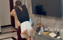女子患肾结石老公帮忙倒立排结石是怎么回事？详情介绍