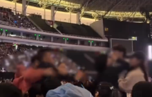 五月天演唱会歌迷因该站该坐起冲突是怎么回事？详情介绍