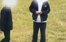 3男子在公共场合放烈性犬虐杀小猫 当地公安:已经立案调查