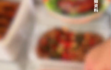 女子点外卖吃出疑似昆虫的异物 商家回应：为证清白自曝“预制菜”模式