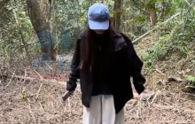 女子徒步误将蛇窝当野生蹦床是怎么回事？详情介绍