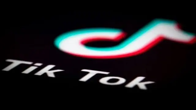 tiktok合拍背景虚化失效 怎样重设景深参数？ - php中文网