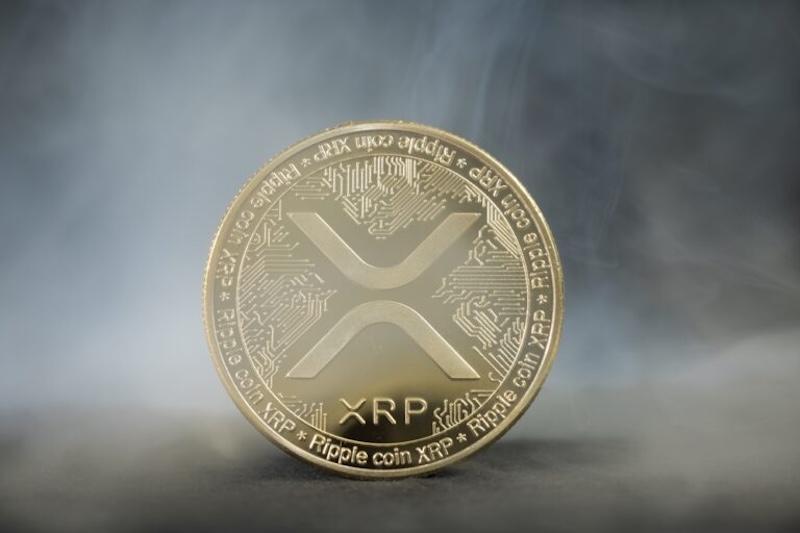 根据机构的分析，瑞波币（XRP）到2025年末可能升至30美元