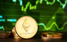 ETH衍生品市场在闪崩后趋稳，交易者关注突破$4,500水平