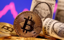 比特币重返11.4万美元以上，创纪录清算后反弹，但未来路线崎岖