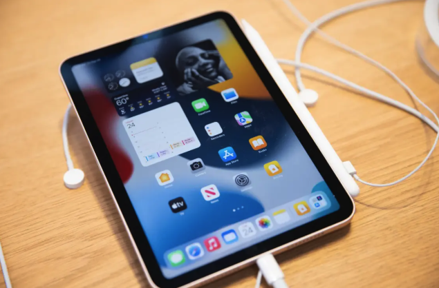 更贵、更高端,苹果将大改MacBook与iPad产品线