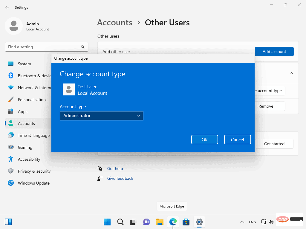 如何在 Windows 11 版本 22H2 设备上使用本地帐户