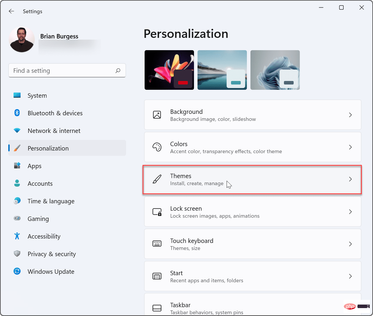 如何在 Windows 11 上显示旧版桌面图标
