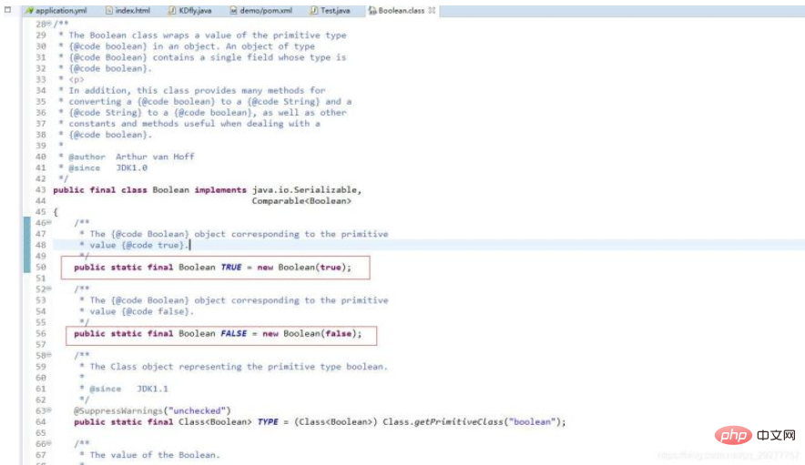 What is the difference between Boolean and boolean in Java