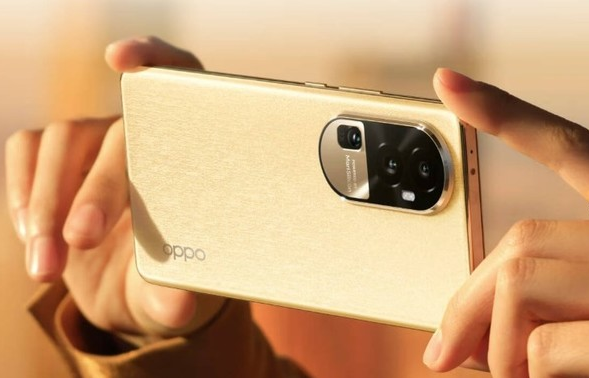 OPPO Reno10系列震撼上市 6400万像素潜望式长焦引爆拍摄热潮!