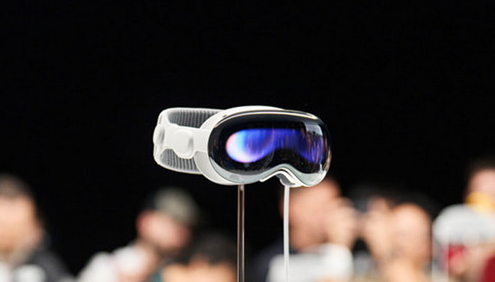 苹果Vision Pro：革命性空间计算设备登场