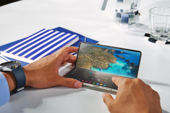 探索无与伦比的大屏体验:三星Galaxy Z Fold5引领折叠屏技术革新