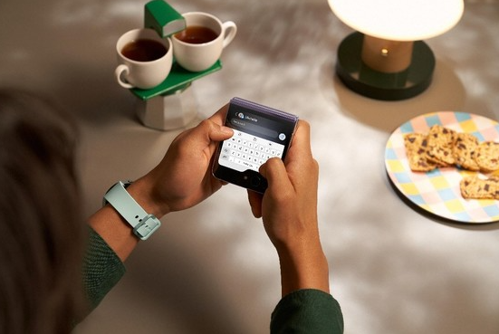 创新拍摄模式:三星Galaxy Z Flip5为您带来更便捷的拍摄体验