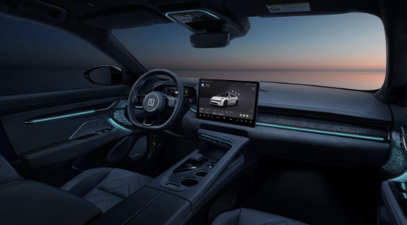 极氪汽车在哈萨克斯坦快速扩张：阿拉木图和阿斯塔纳同时迎来新店开业