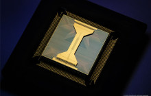 RIKEN 选择 Quantinuum System Model H1 用于日本的大规模混合量子超级计算平台