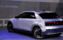 摩比斯发布全新概念车 Mobion，具备360度旋转和横向移动能力