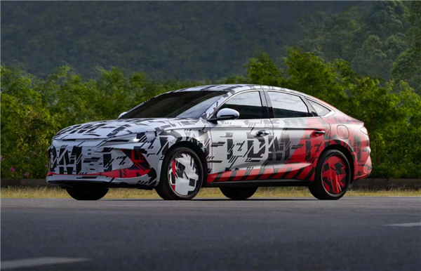 比亚迪秦L曝光:设计转变,配置升级,市场竞争力十足