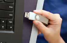 组装机怎么从u盘启动