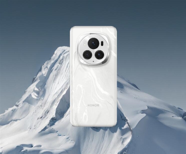 首发国产1英寸主摄!曝荣耀Magic6 RSR保时捷设计线下开启预订