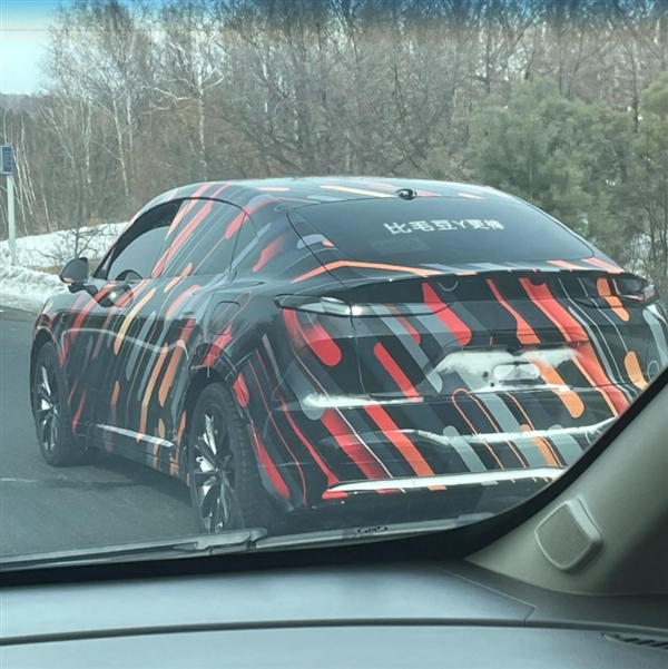 蔚来全年营收突破556亿,李斌:第二品牌新车比Model Y便宜10%