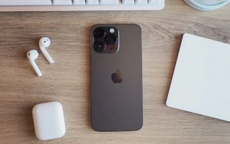 So entfernen Sie die schwarzen Balken auf dem iPhone 15